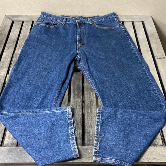 Levi's Other - Men’s Levi 550 blue denim 38waist 30 leg